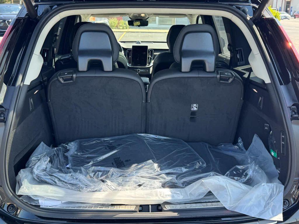new 2026 Volvo XC90 car, priced at $84,145