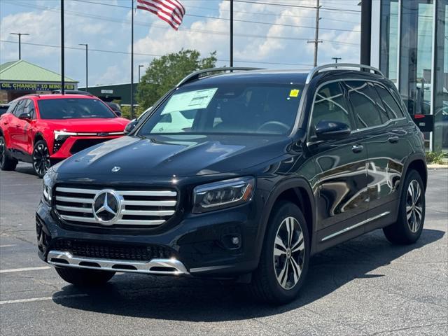 new 2025 Mercedes-Benz GLB 250 car, priced at $43,595