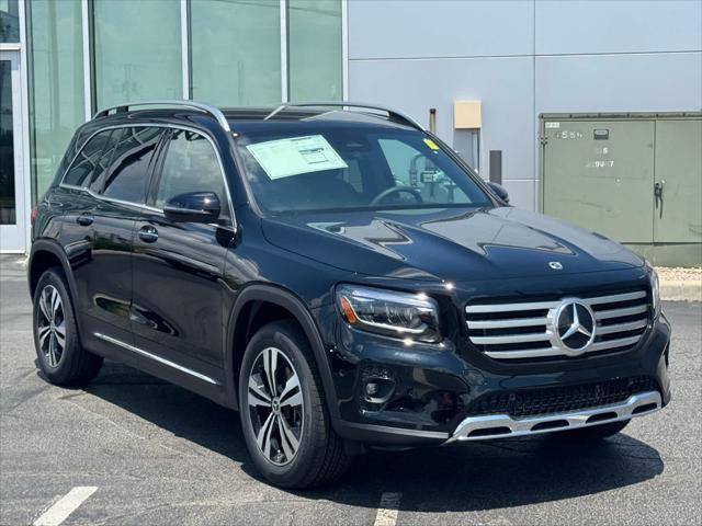 new 2025 Mercedes-Benz GLB 250 car, priced at $43,595