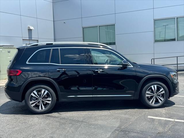 new 2025 Mercedes-Benz GLB 250 car, priced at $43,595