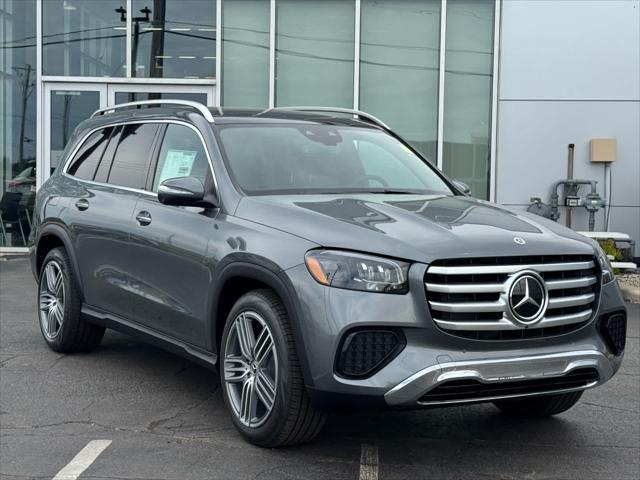 new 2025 Mercedes-Benz GLS 450 car, priced at $85,710