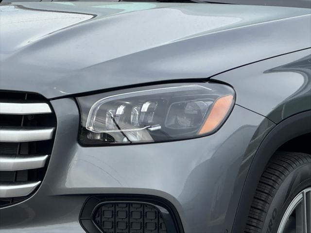 new 2025 Mercedes-Benz GLS 450 car, priced at $85,710