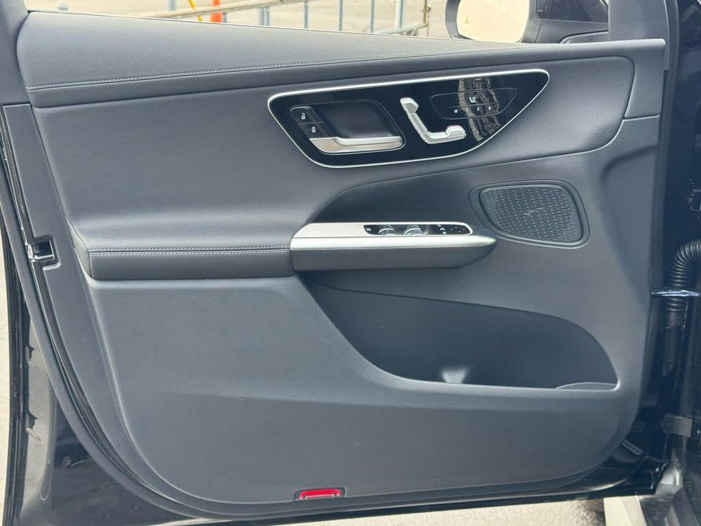 new 2026 Mercedes-Benz GLC 300 car, priced at $58,035