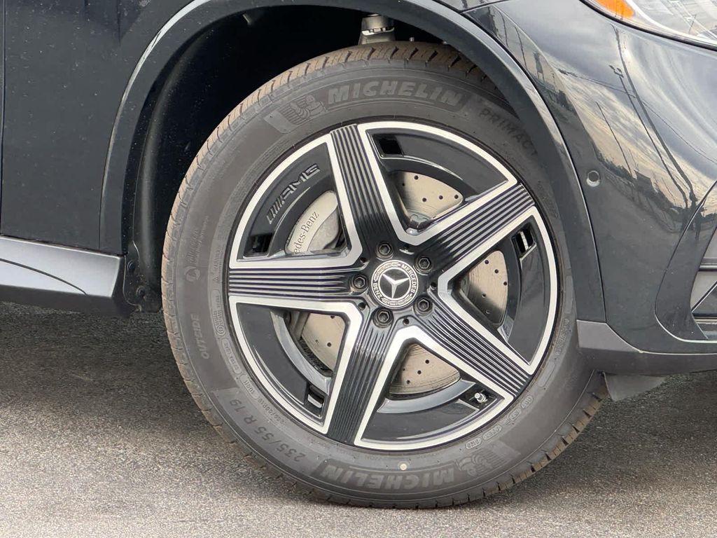 new 2026 Mercedes-Benz GLC 300 car, priced at $58,035