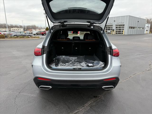 new 2025 Mercedes-Benz GLC 300 car, priced at $59,990