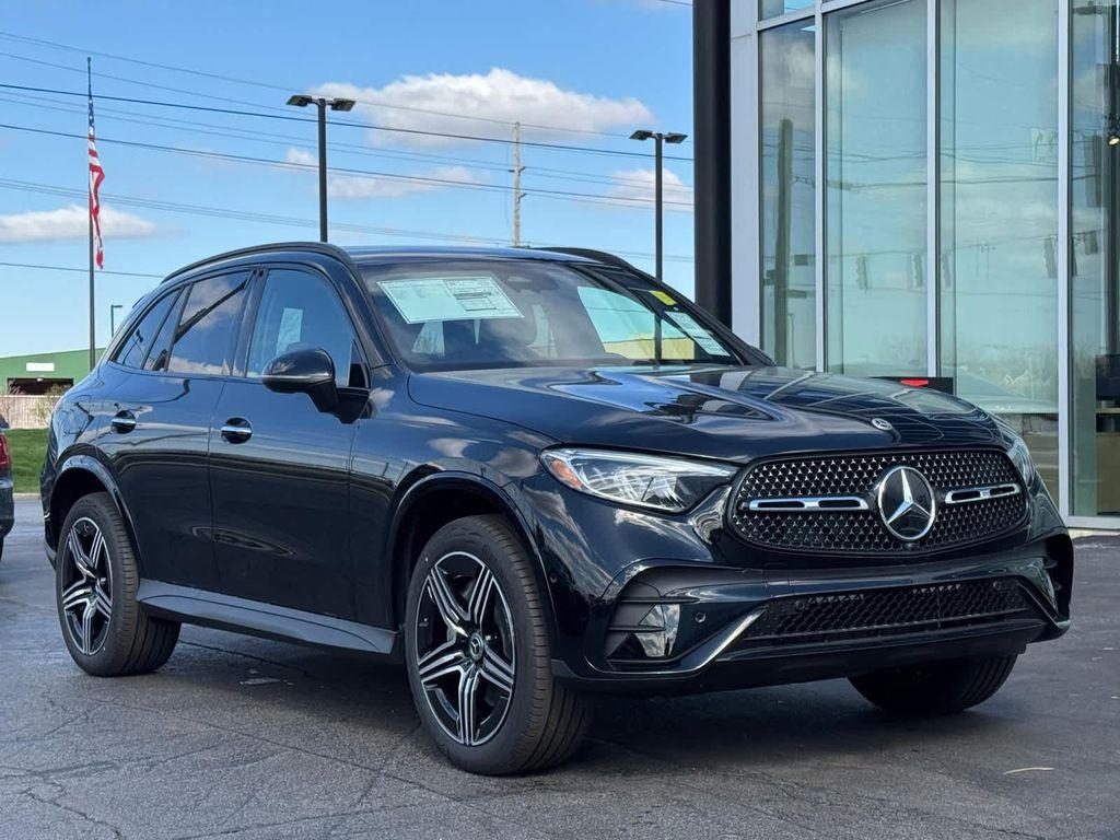 new 2025 Mercedes-Benz GLC 300 car, priced at $60,310