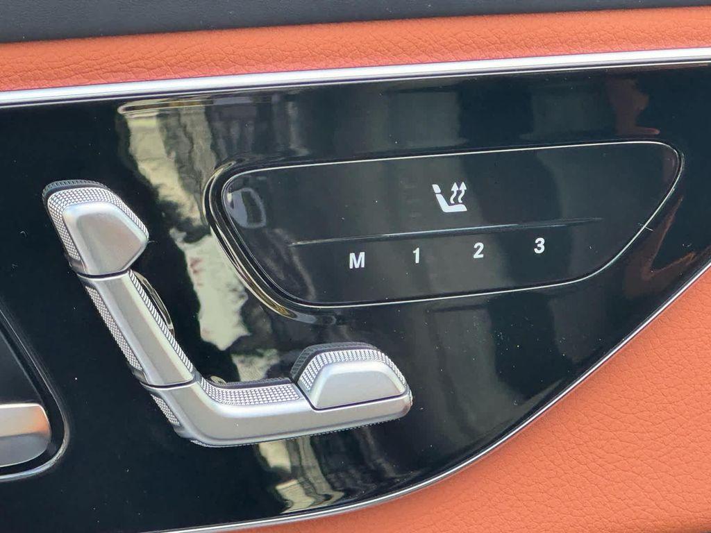 new 2025 Mercedes-Benz GLC 300 car, priced at $60,310