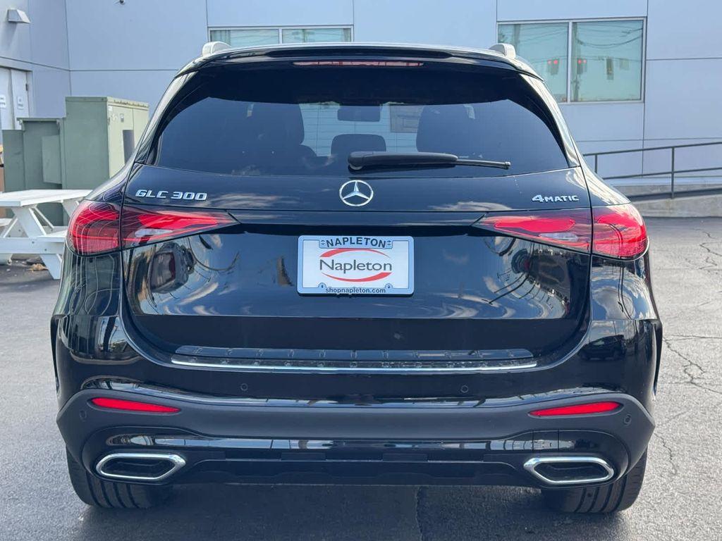 new 2025 Mercedes-Benz GLC 300 car, priced at $60,310