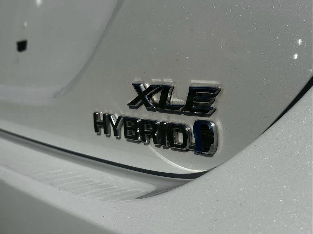 used 2019 Toyota Camry Hybrid car, priced at $23,995