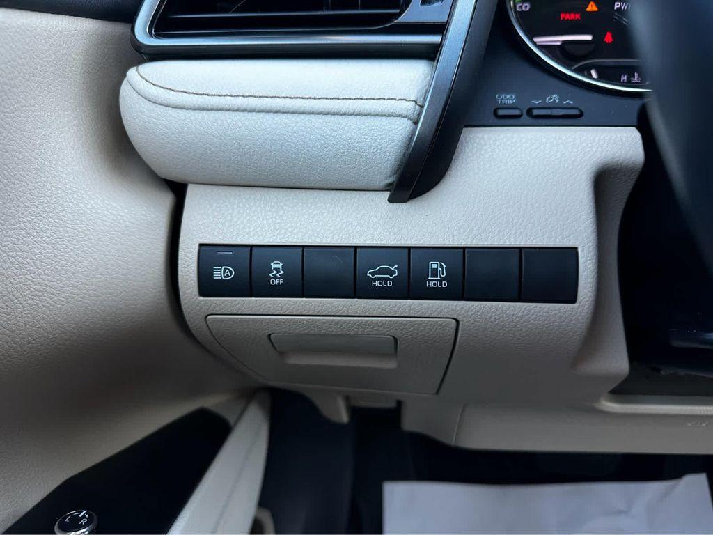 used 2019 Toyota Camry Hybrid car, priced at $23,995
