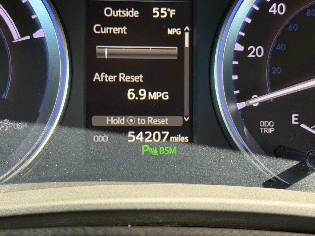 used 2019 Toyota Highlander Hybrid car, priced at $33,995