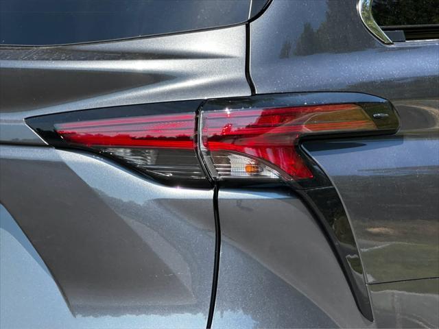 new 2025 Toyota Sienna car, priced at $61,074