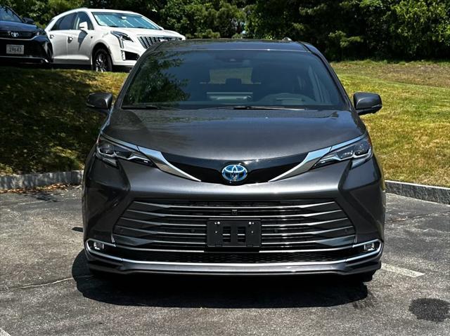 new 2025 Toyota Sienna car, priced at $61,074