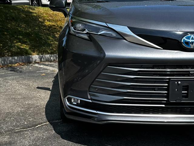new 2025 Toyota Sienna car, priced at $61,074
