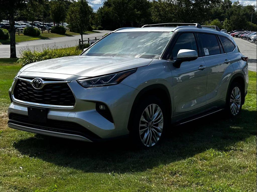 new 2025 Toyota Highlander car, priced at $56,556