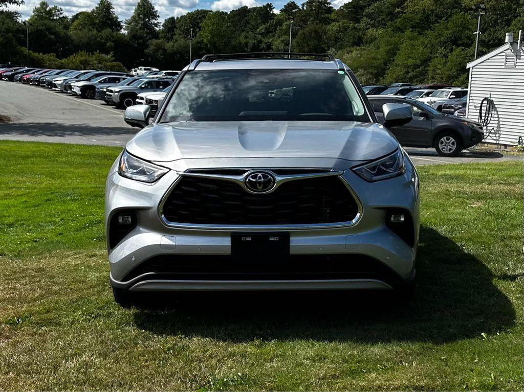 new 2025 Toyota Highlander car, priced at $56,556