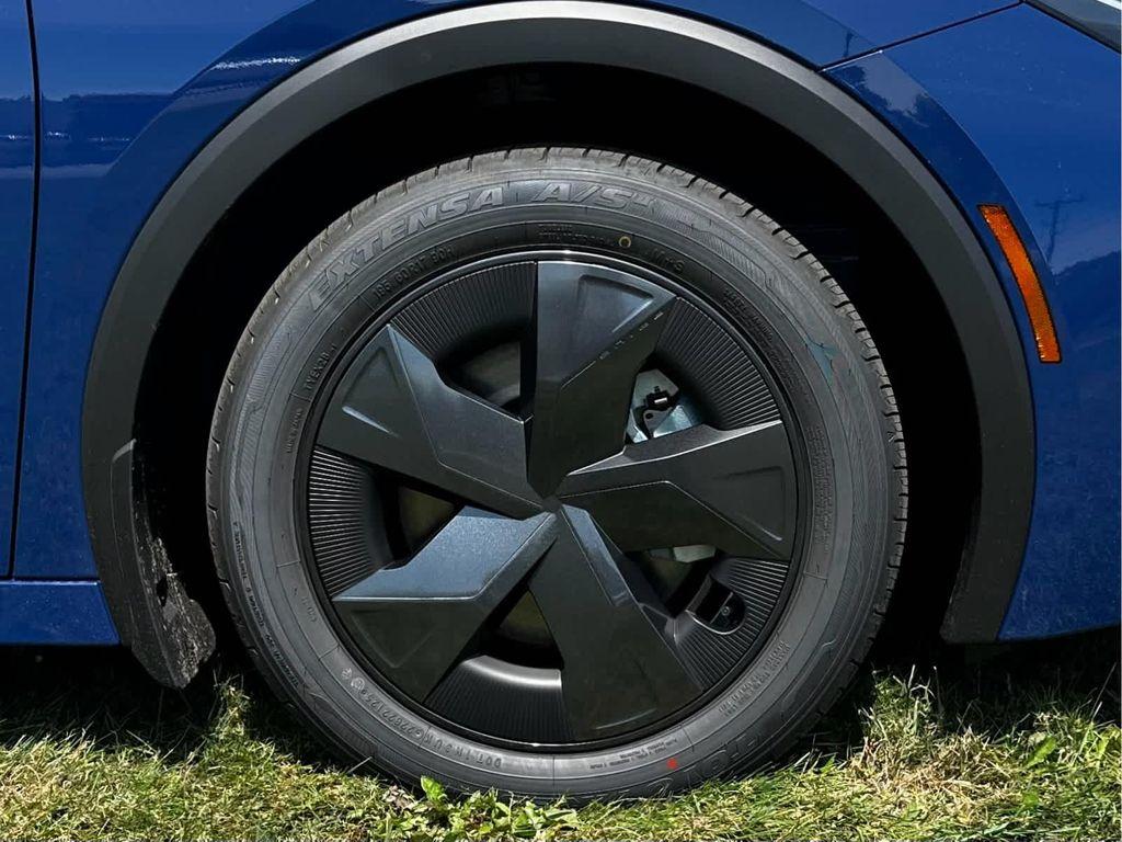 new 2025 Toyota Prius car, priced at $31,618