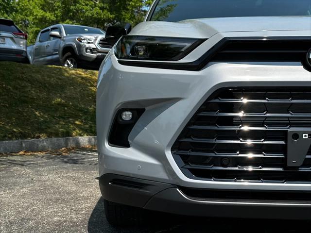 new 2025 Toyota Grand Highlander car, priced at $54,918
