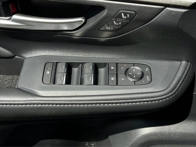 new 2025 Toyota Grand Highlander car, priced at $54,918