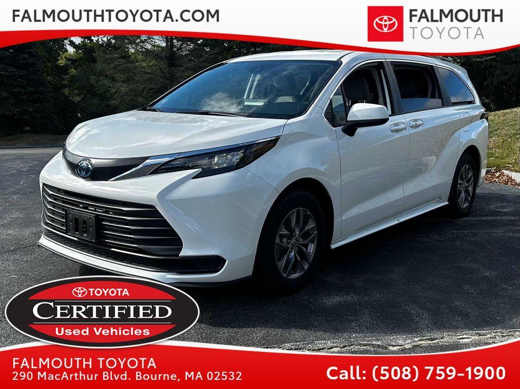 used 2024 Toyota Sienna car, priced at $40,995