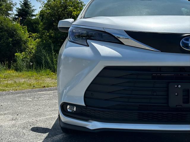 new 2025 Toyota Sienna car, priced at $49,440