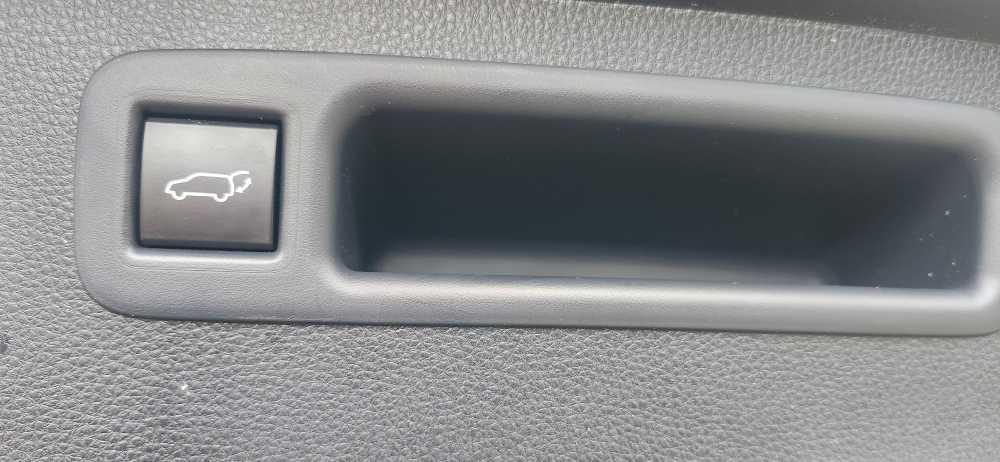 used 2022 Toyota Highlander Hybrid car, priced at $42,995