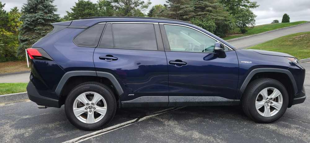 used 2021 Toyota RAV4 Hybrid car, priced at $23,995