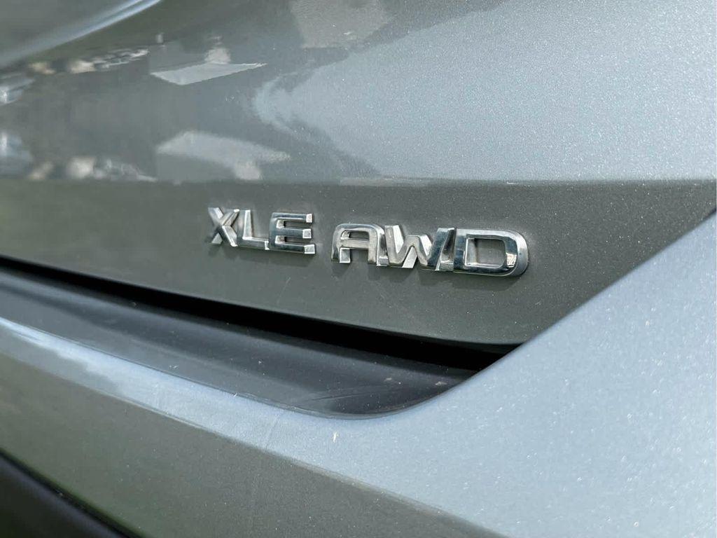 used 2023 Toyota Highlander car, priced at $40,995