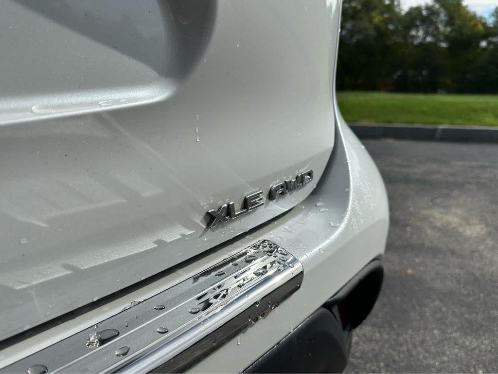 used 2022 Toyota Highlander car, priced at $38,995