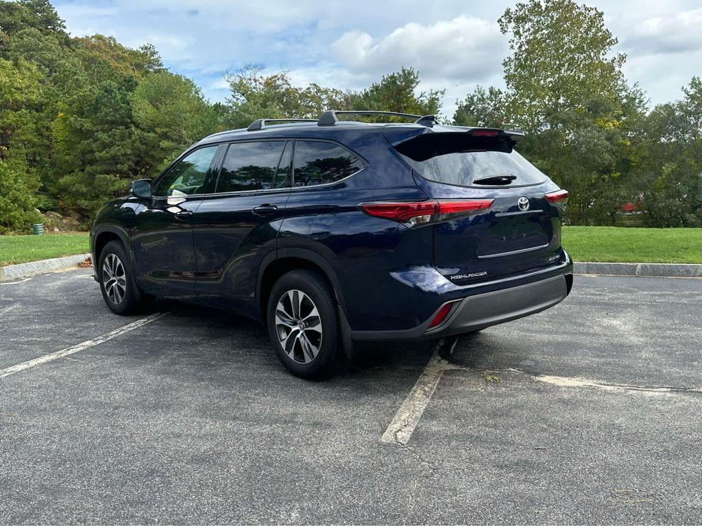 used 2022 Toyota Highlander car, priced at $37,995