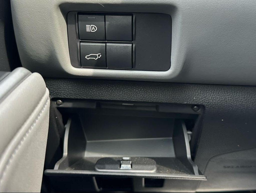 used 2022 Toyota Highlander car, priced at $37,995