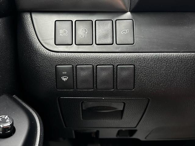 used 2019 Toyota Highlander car, priced at $28,995