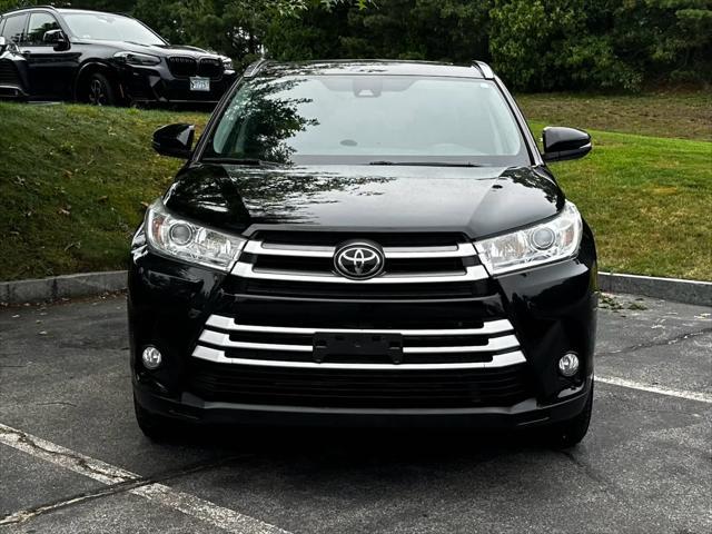 used 2019 Toyota Highlander car, priced at $28,995