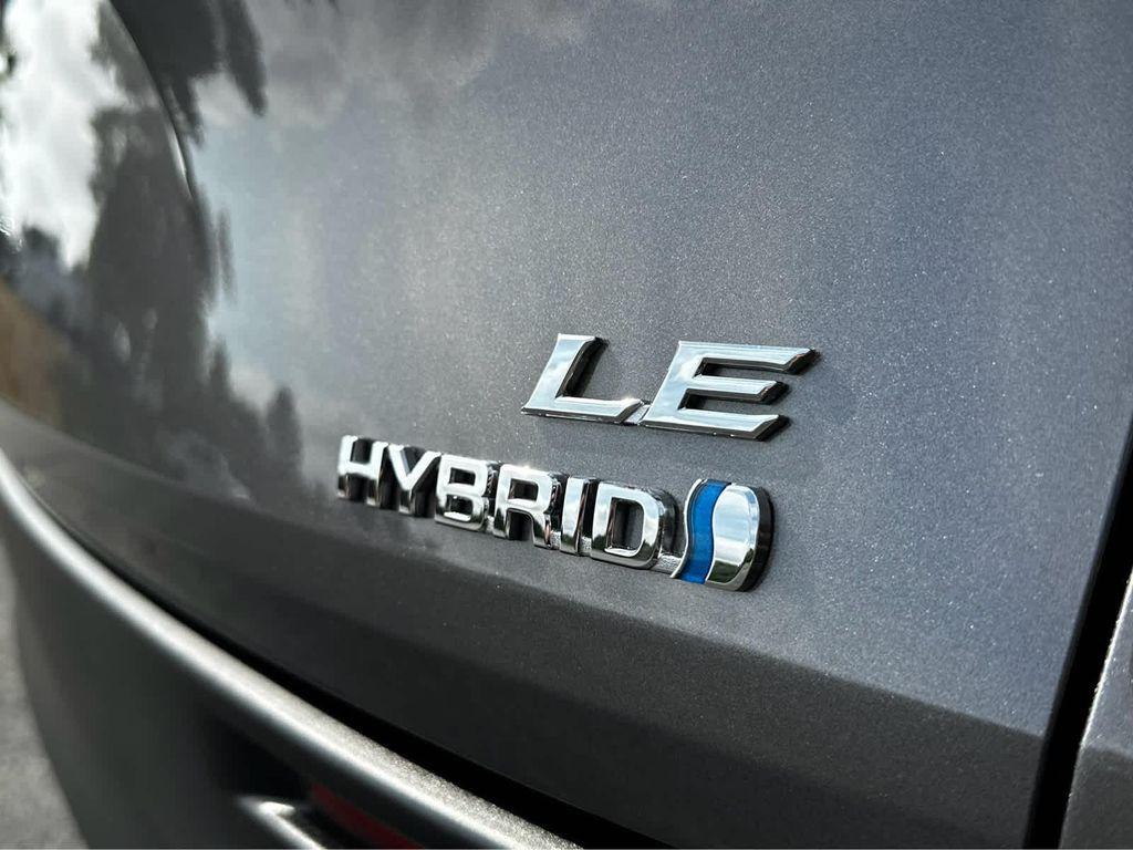 used 2024 Toyota Sienna car, priced at $39,995