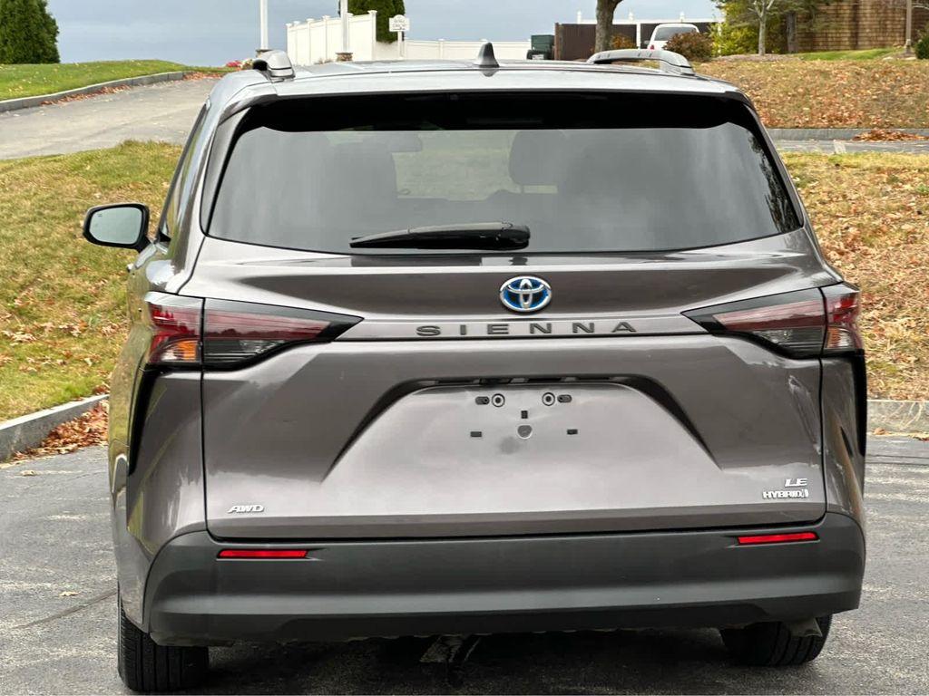 used 2023 Toyota Sienna car, priced at $38,995