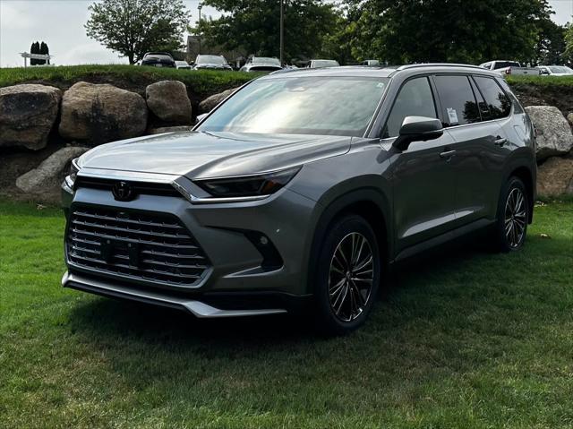 new 2025 Toyota Grand Highlander Hybrid car, priced at $62,878