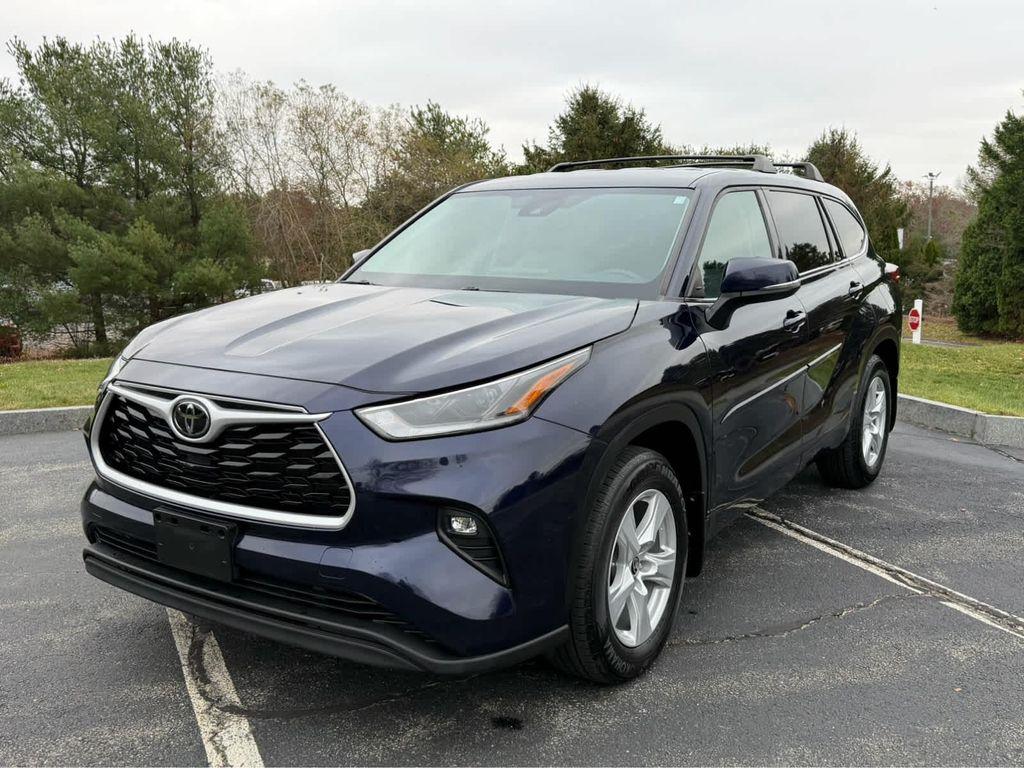 used 2021 Toyota Highlander car, priced at $27,995