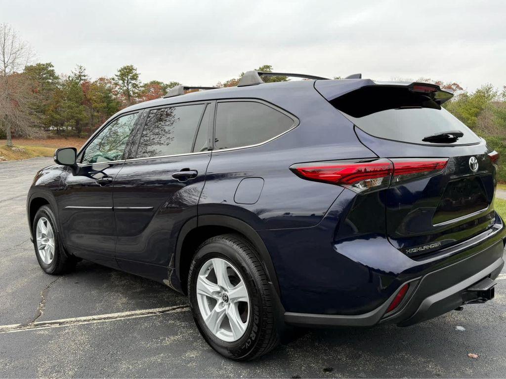 used 2021 Toyota Highlander car, priced at $27,995