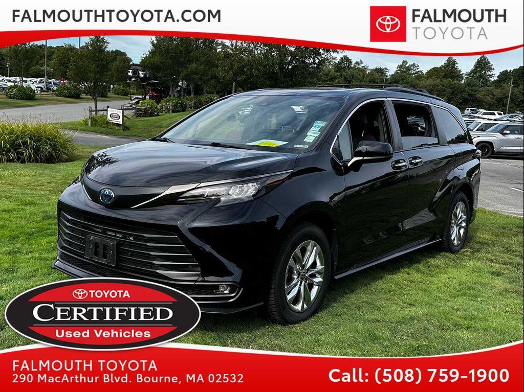 used 2022 Toyota Sienna car, priced at $44,995