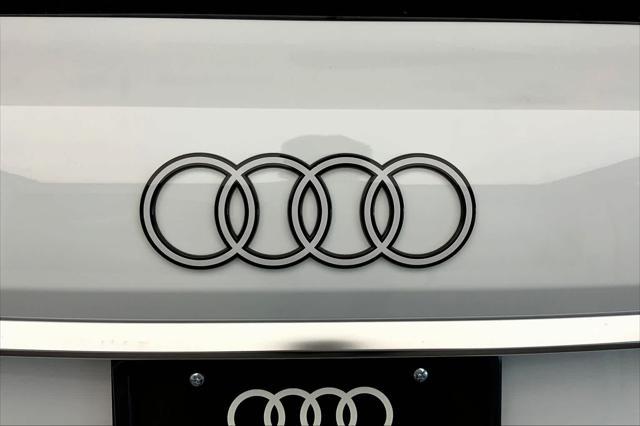 new 2025 Audi Q7 car, priced at $70,400