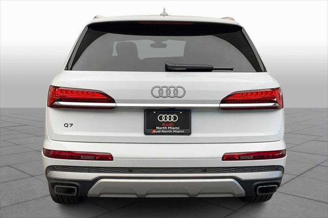 new 2025 Audi Q7 car, priced at $74,755