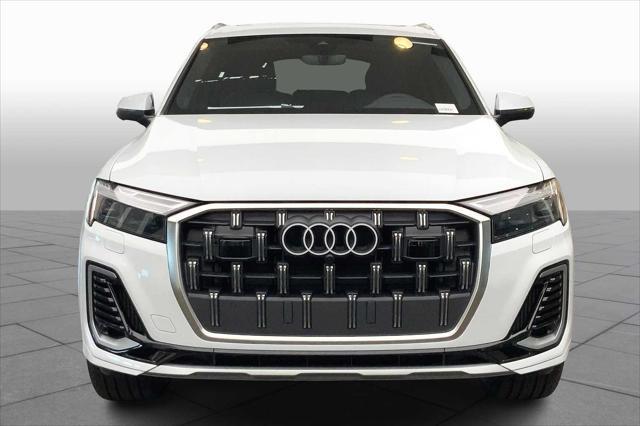 new 2025 Audi Q7 car, priced at $74,755