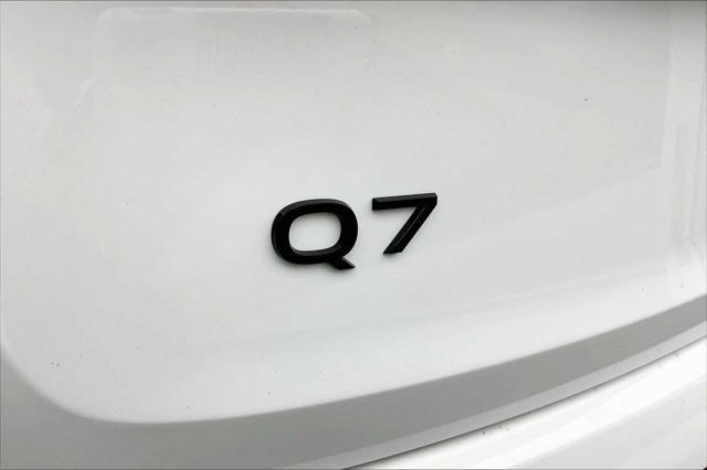 new 2025 Audi Q7 car, priced at $74,755