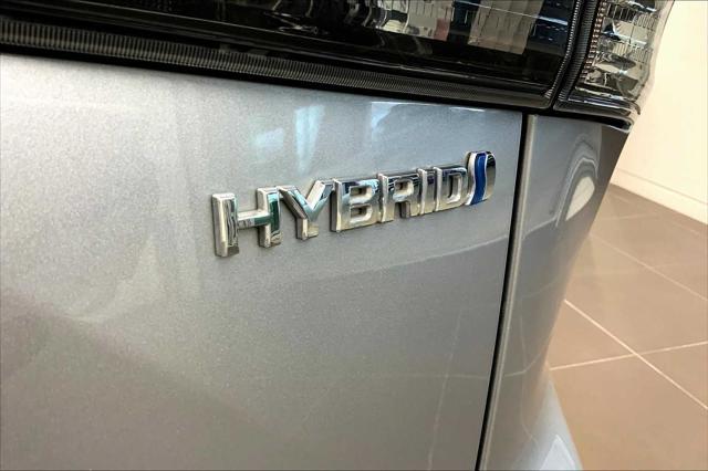 used 2021 Toyota Highlander Hybrid car, priced at $34,860