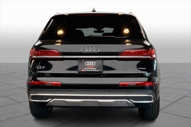 used 2024 Audi Q7 car, priced at $43,942