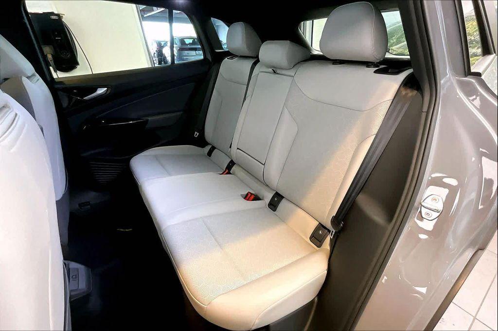 used 2022 Volkswagen ID.4 car, priced at $21,500