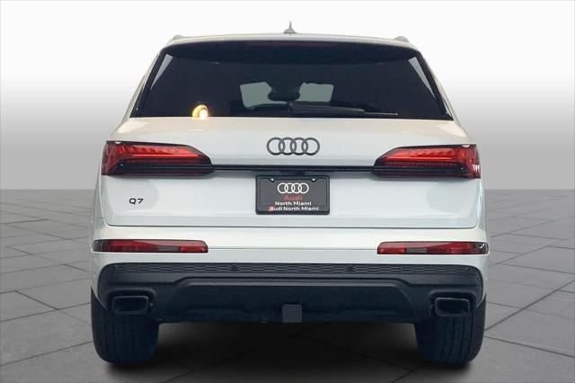 new 2025 Audi Q7 car, priced at $71,700