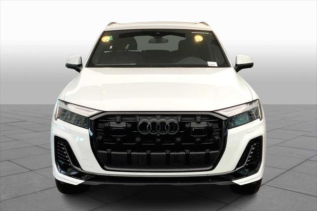 new 2025 Audi Q7 car, priced at $77,090