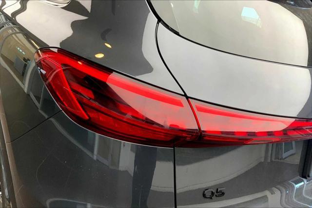 new 2025 Audi Q5 car, priced at $60,975