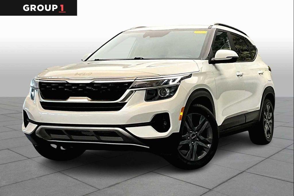 used 2023 Kia Seltos car, priced at $14,999